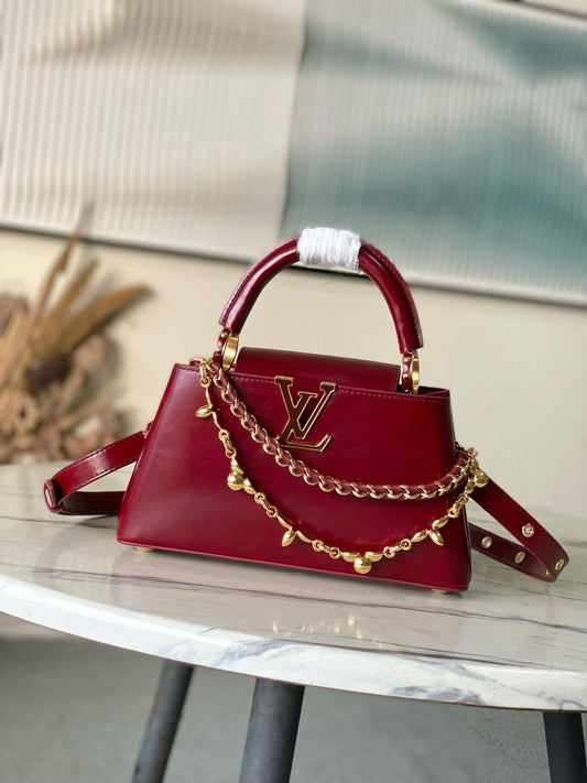 LOUIS VUITTON Capucines East-West – Cowhide Leather