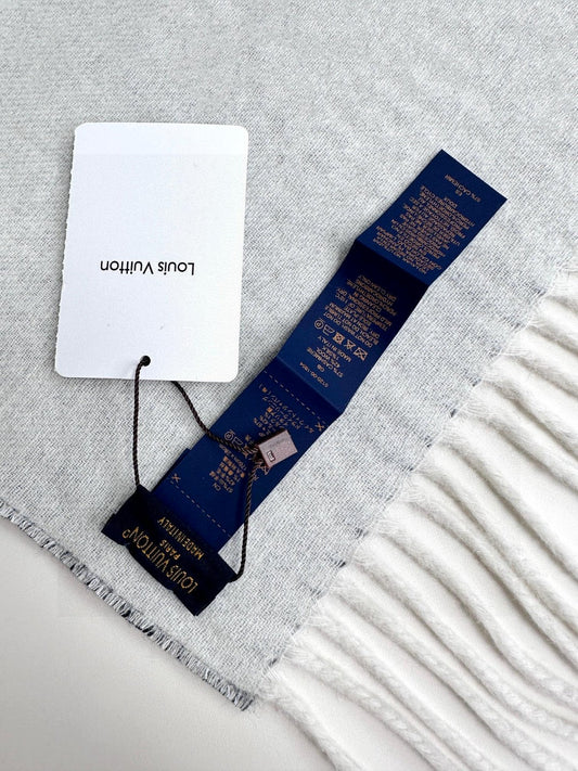 Louis Vuitton Monogram Giant Wool Scarf