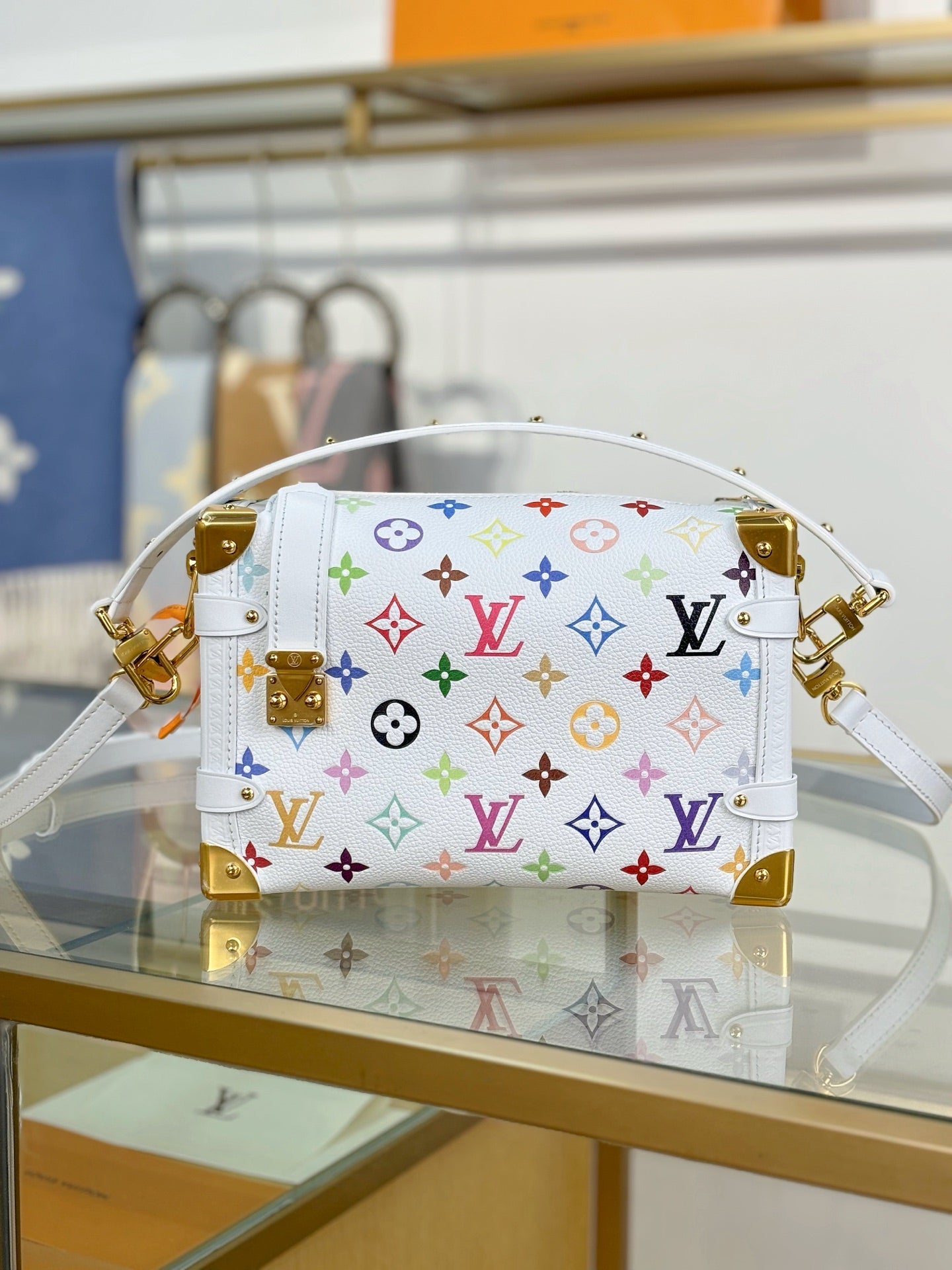 LV x TM Side Trunk MM - White
