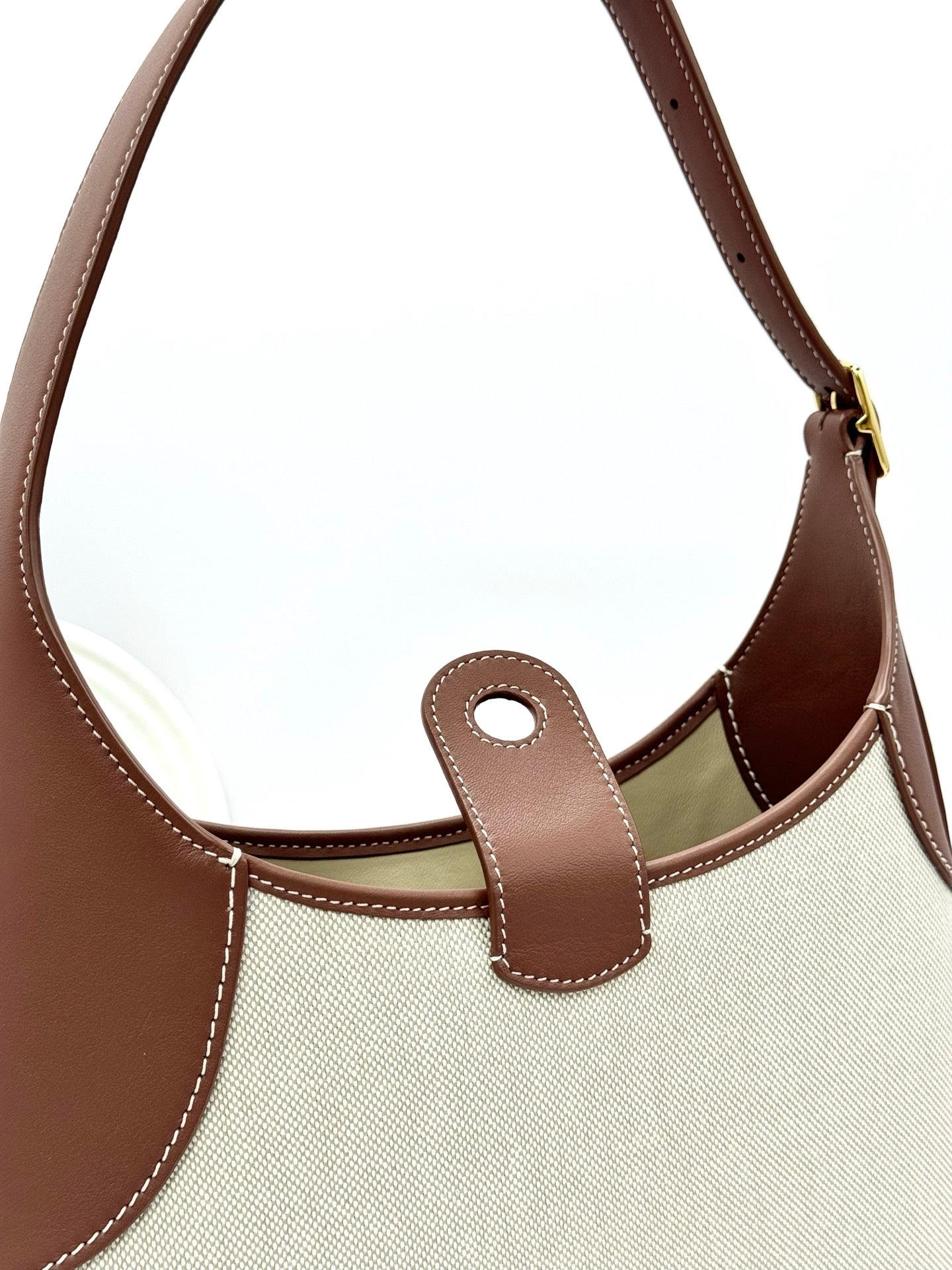 Loro Piana Bobbin bag