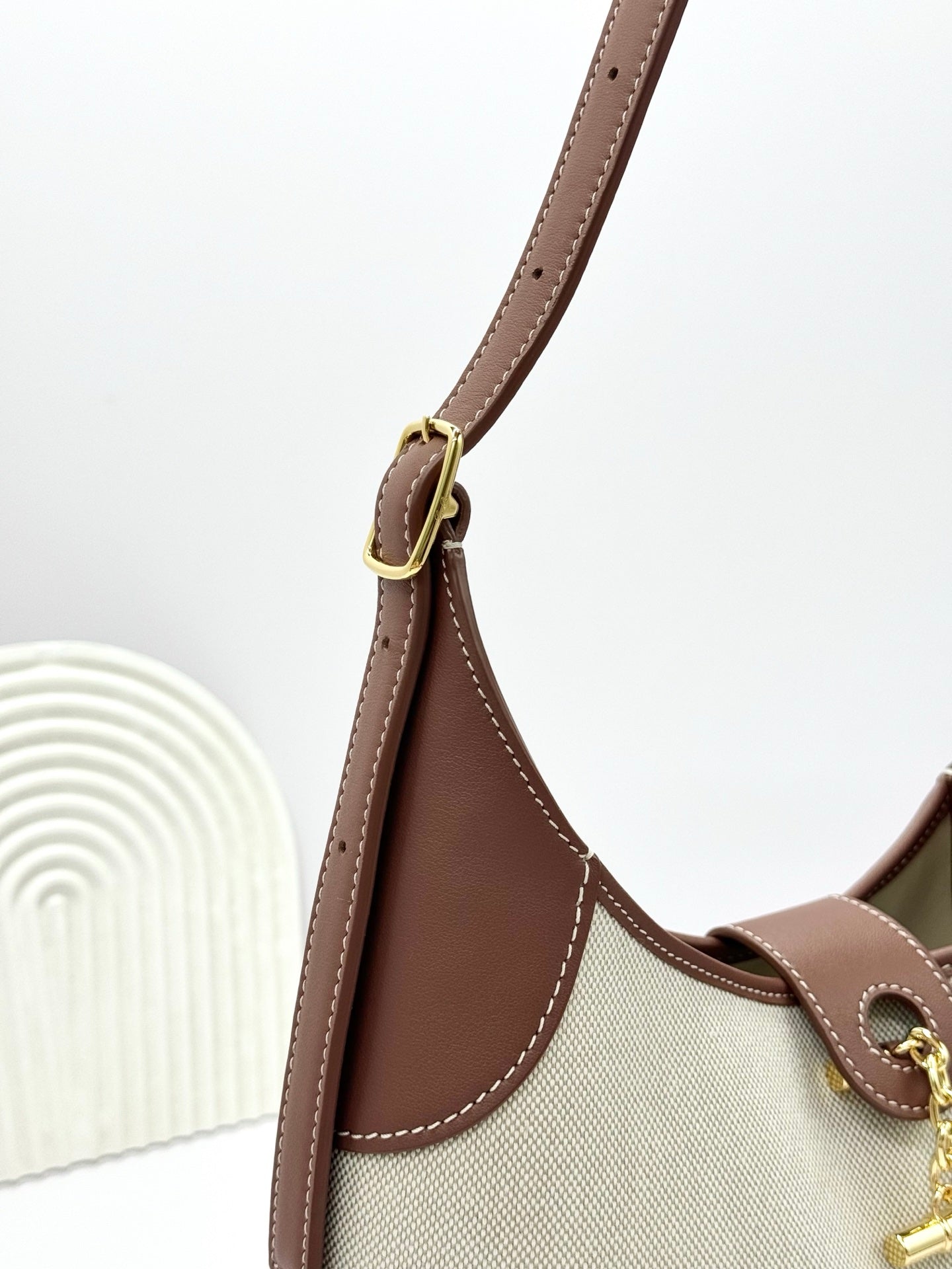 Loro Piana Bobbin bag