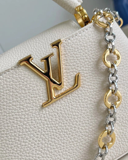 Louis Vuitton Capucines Mini Bag