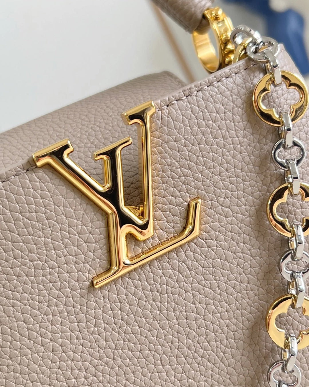 Louis Vuitton Capucines Mini Bag