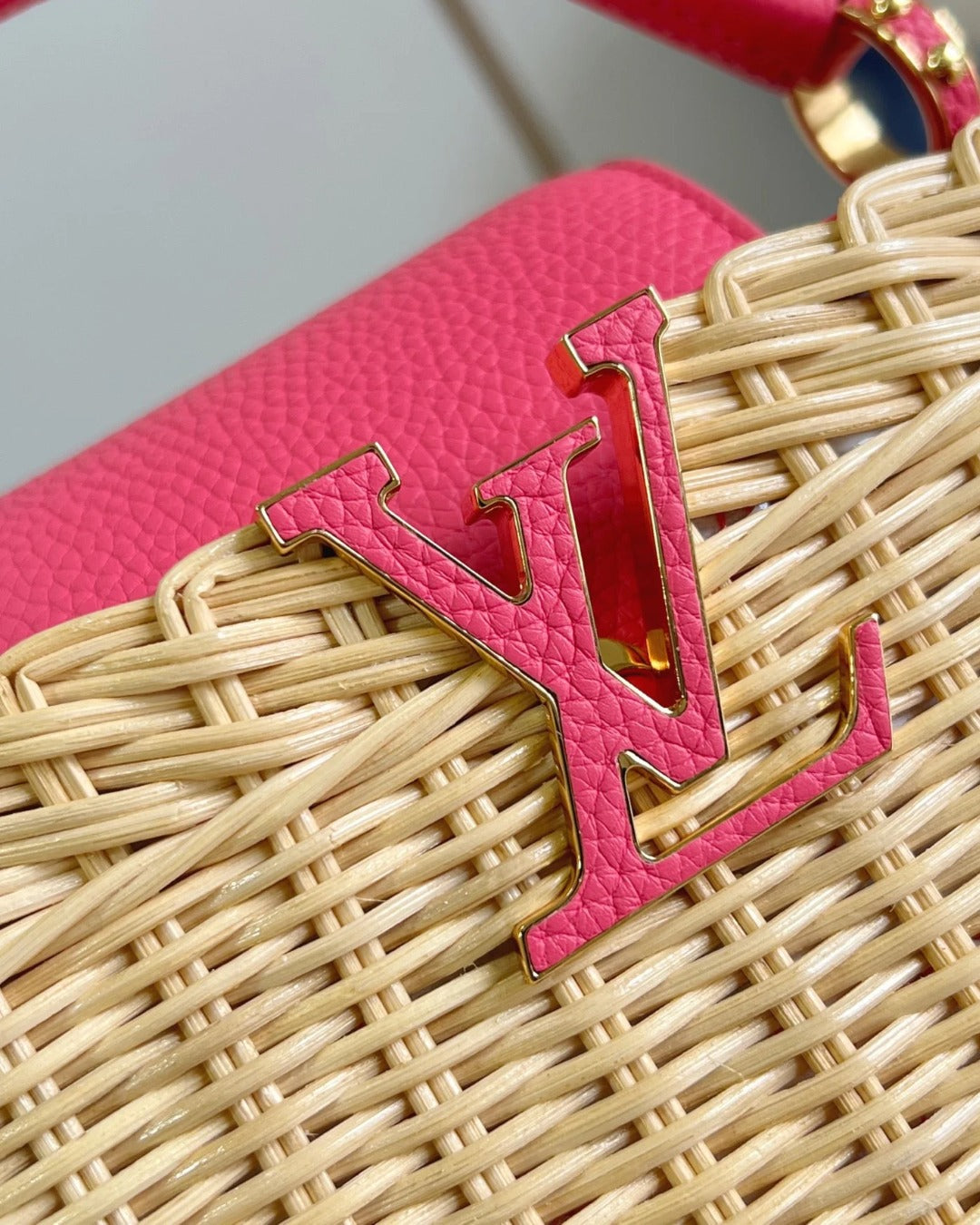 Louis Vuitton Capucines Mini Raffia