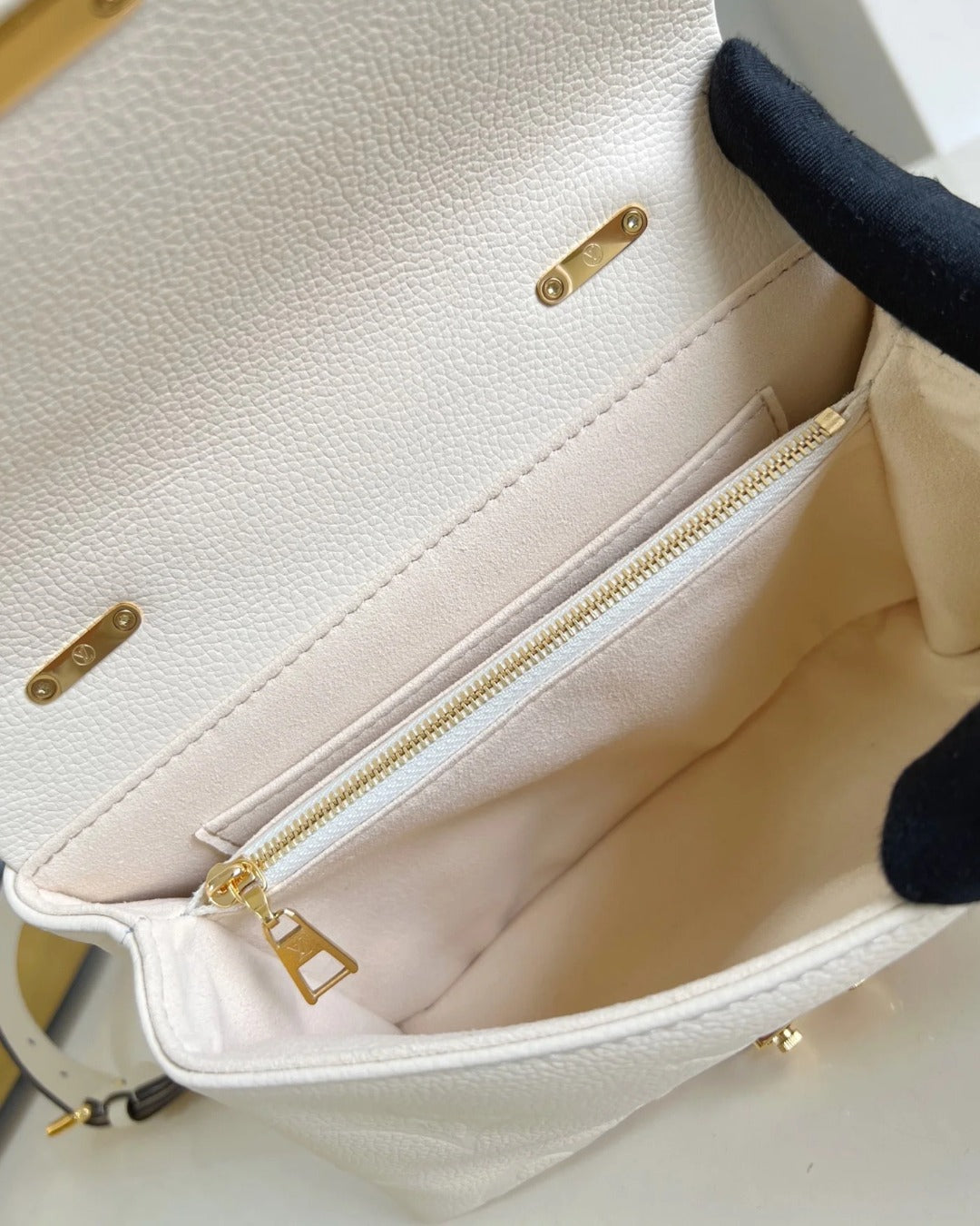 Louis Vuitton Madeleine BB Monogram Empreinte Leather