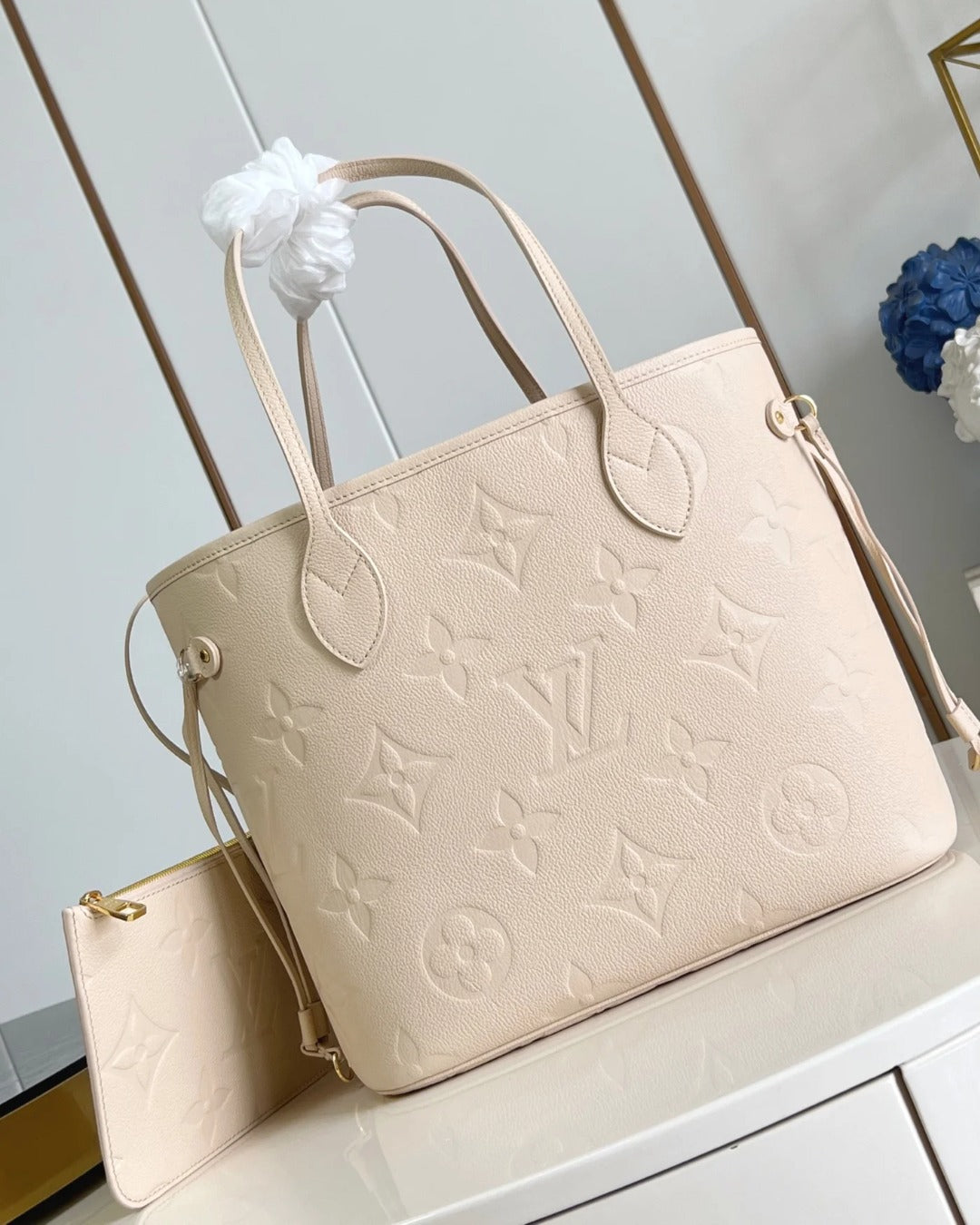Louis Vuitton Neverfull MM Tote Bag