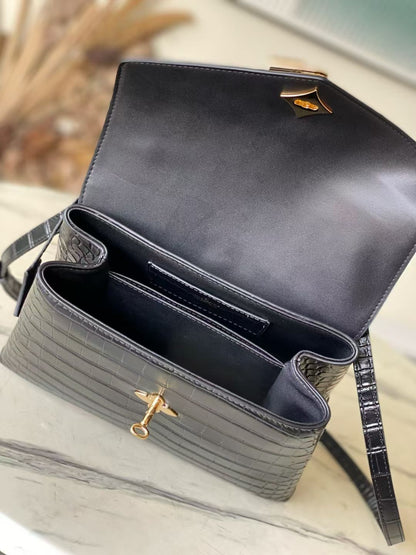 Louis Vuitton Rose des Vents Handbag