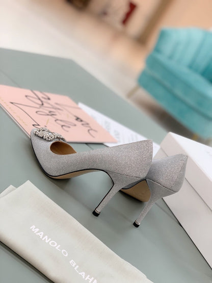 Manolo Blahnik Hangisi Glitter Pumps