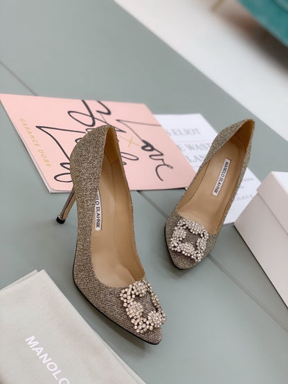 Manolo Blahnik Hangisi Glitter Pumps