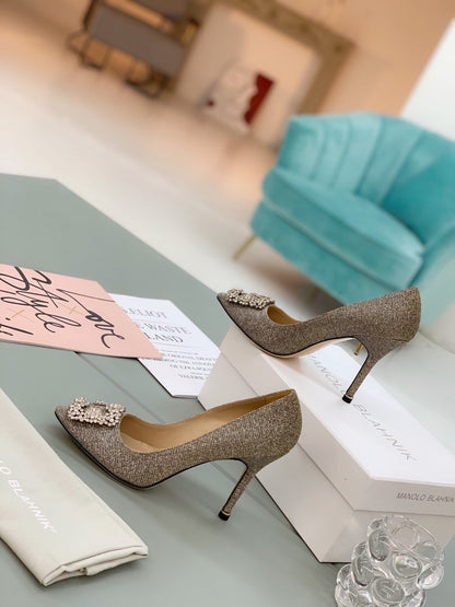 Manolo Blahnik Hangisi Glitter Pumps