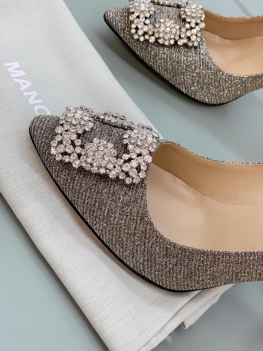 Manolo Blahnik Hangisi Glitter Pumps