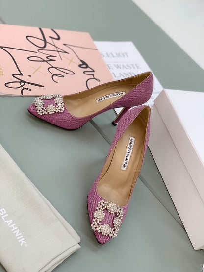 Manolo Blahnik Hangisi Glitter Pumps
