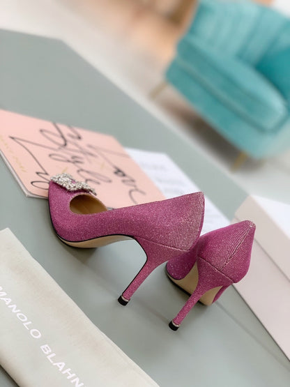 Manolo Blahnik Hangisi Glitter Pumps