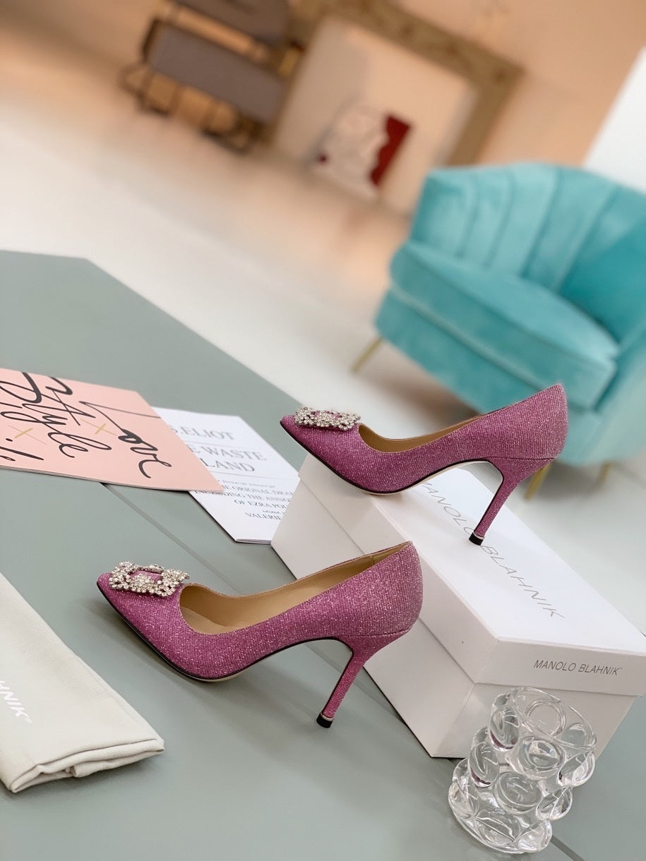 Manolo Blahnik Hangisi Glitter Pumps