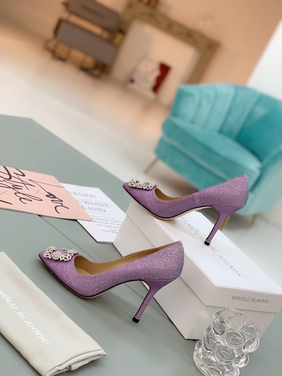 Manolo Blahnik Hangisi Glitter Pumps