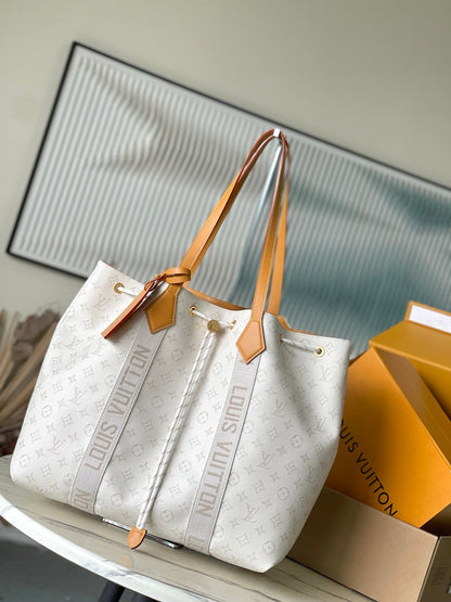 Louis Vuitton Marina Tote G71