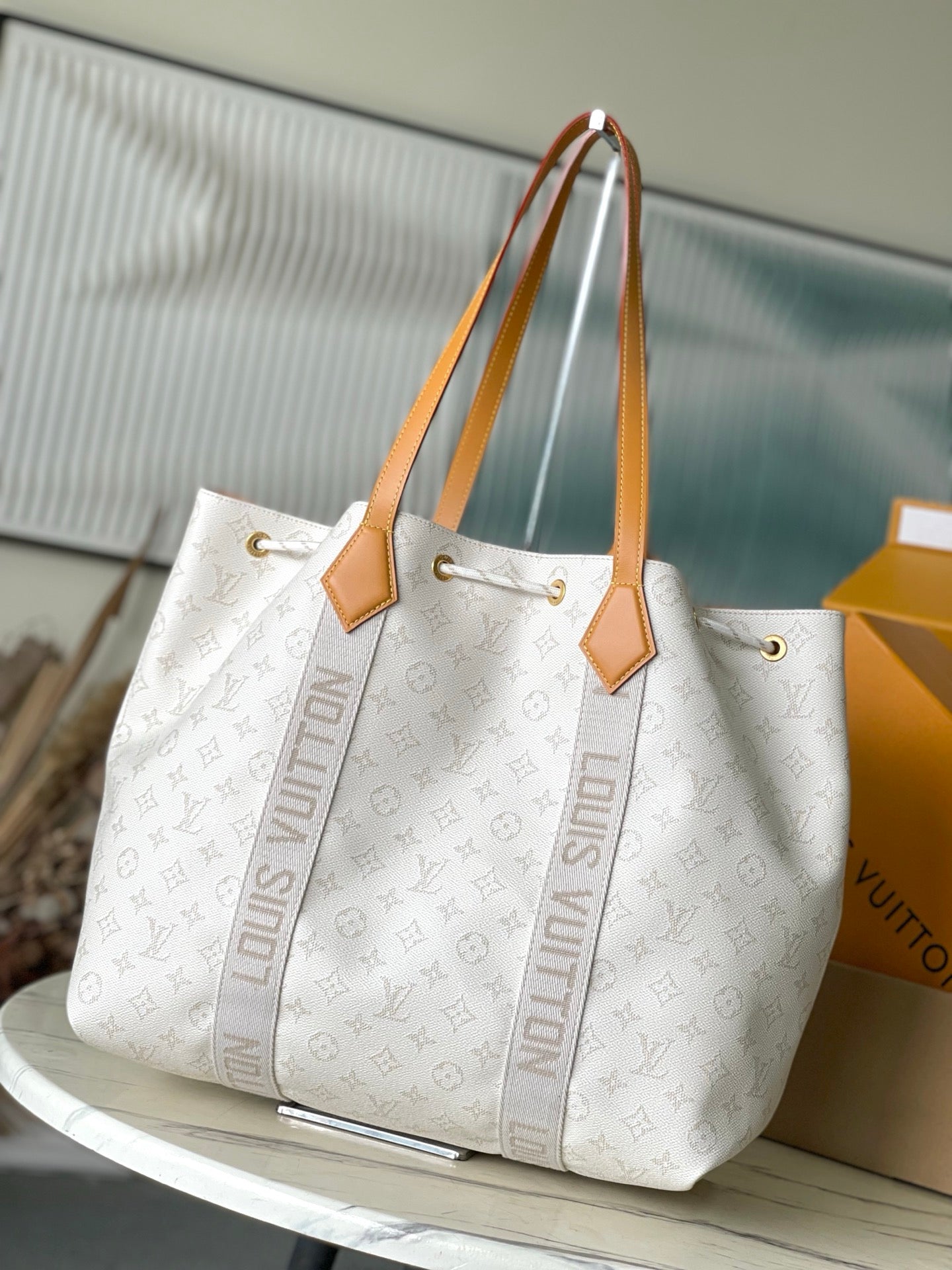 Louis Vuitton Marina Tote G71