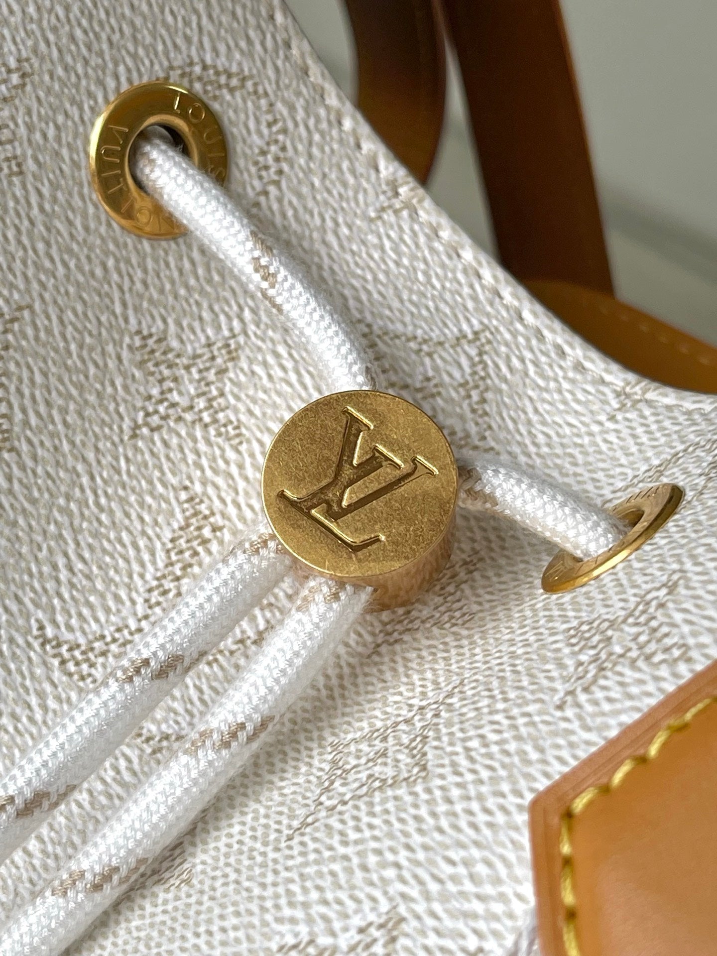 Louis Vuitton Marina Tote G71