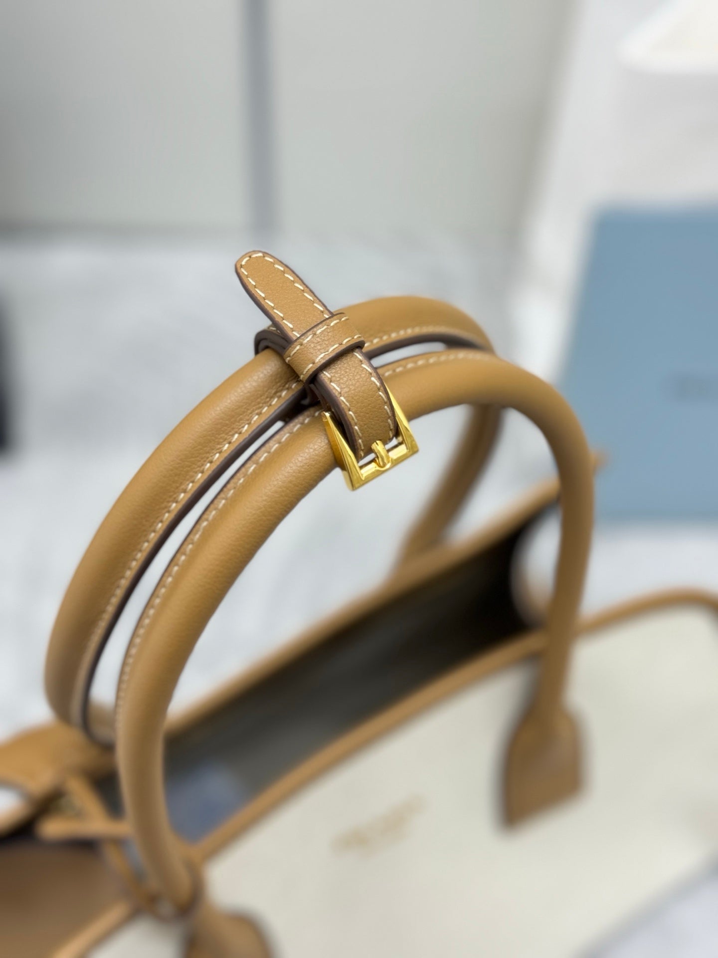 Prada Linen Blend Leather Tote Bag – Tan/Caramel