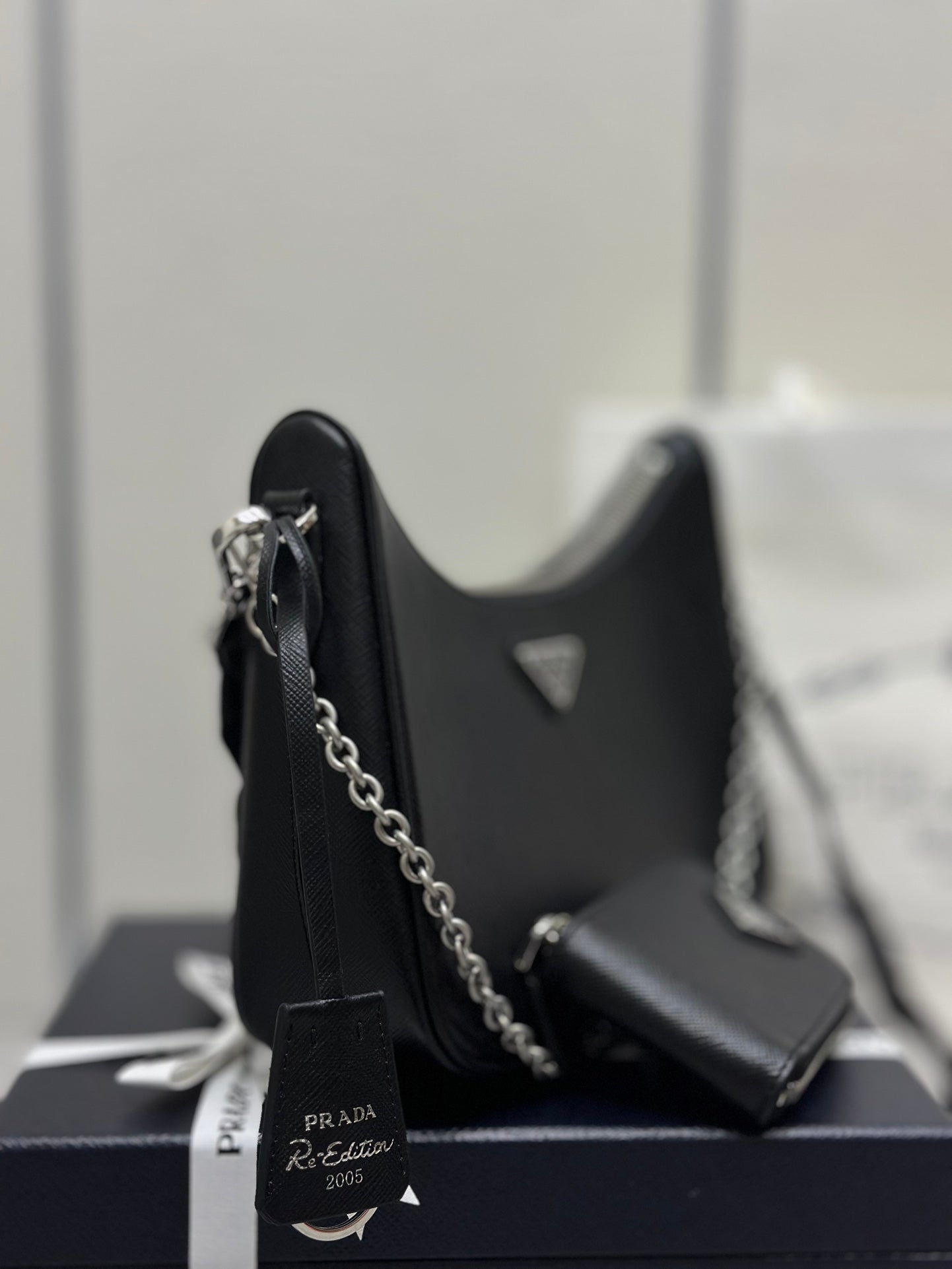 Prada Re-Edition 2005 Re-Nylon bag - Black/Silver