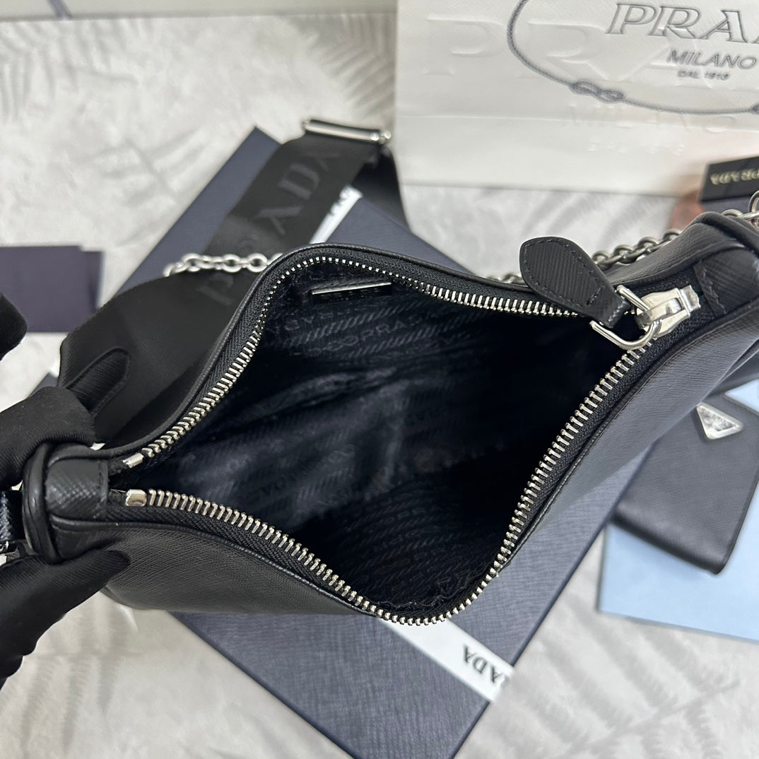 Prada Re-Edition 2005 Re-Nylon bag - Black/Silver