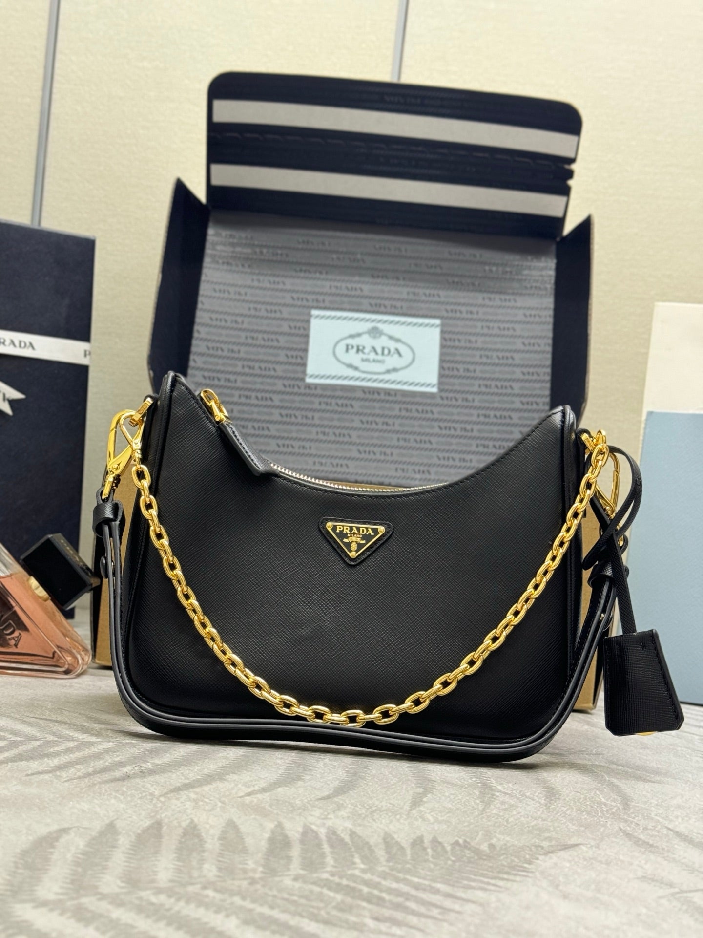 Prada Re-Edition 2005 Saffiano Leather Shoulder Bag