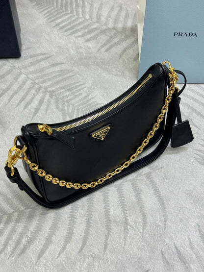 Prada Re-Edition 2005 Saffiano Leather Shoulder Bag