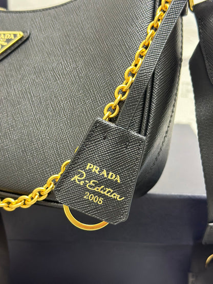Prada Re-Edition 2005 Re-Nylon bag – Black/Gold