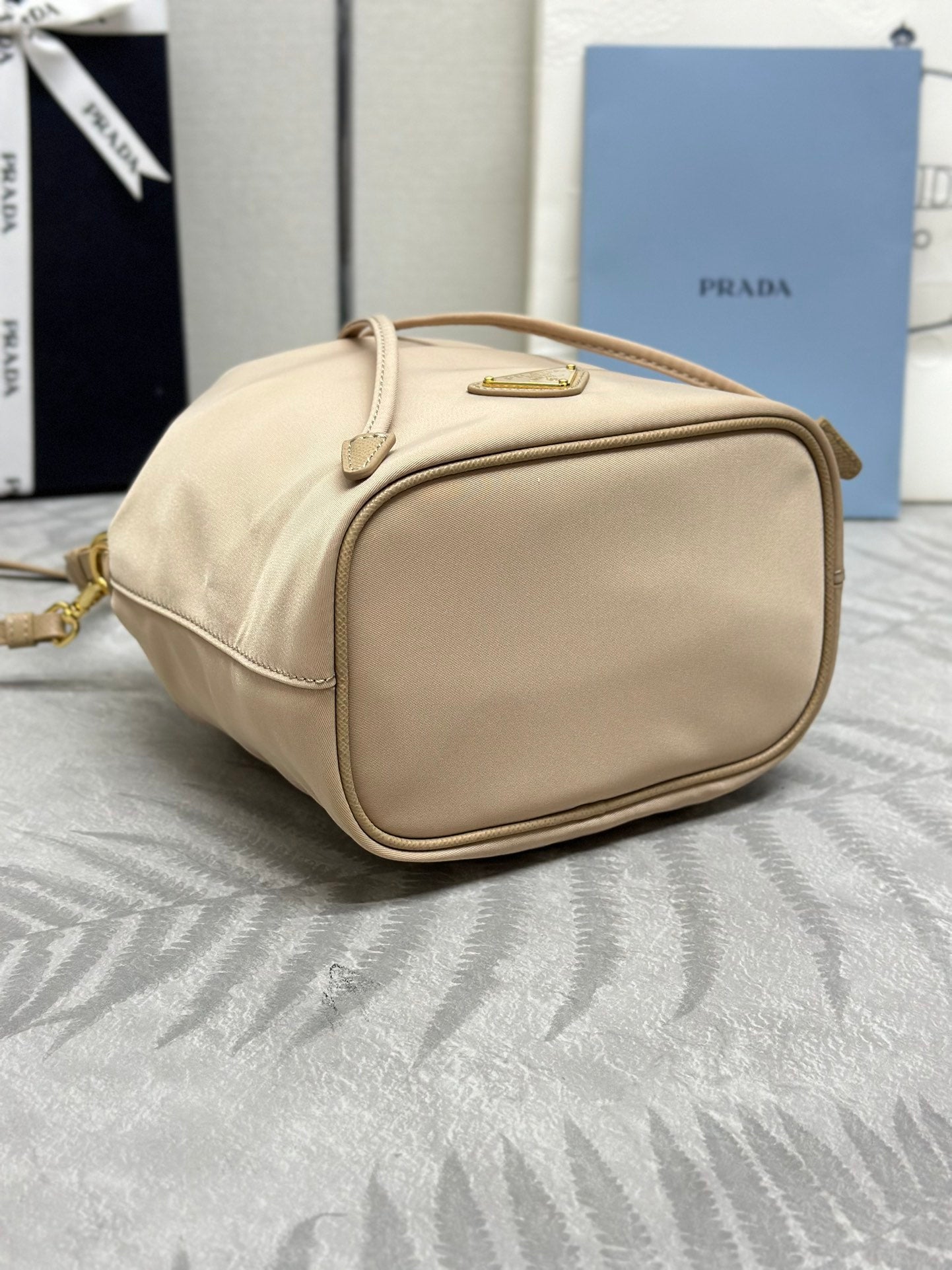 Prada Re-Edition 1978 Re-Nylon – Camel Brown