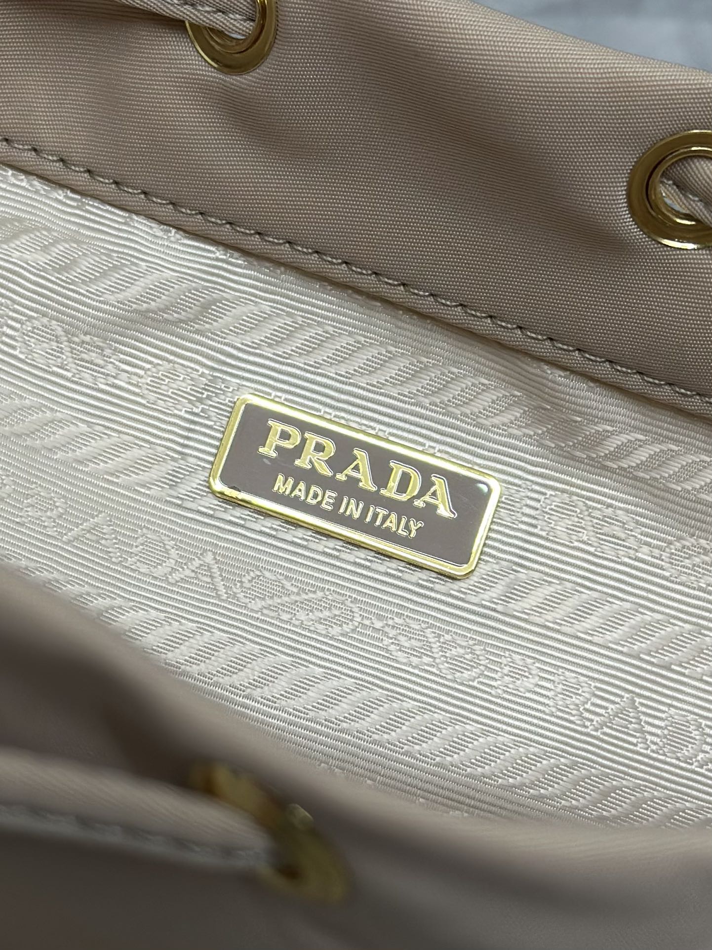 Prada Re-Edition 1978 Re-Nylon – Camel Brown