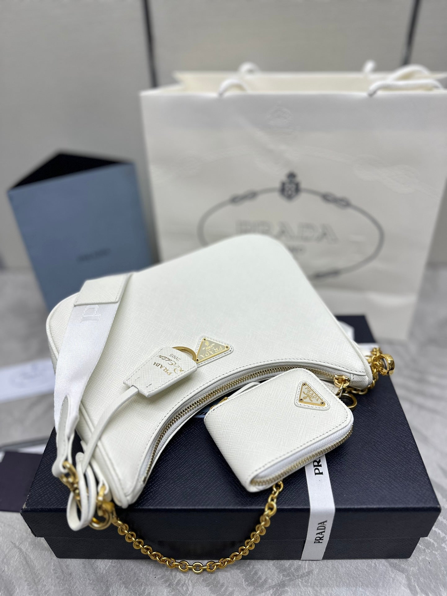 Prada Re-Edition 2005 Re-Nylon bag – White