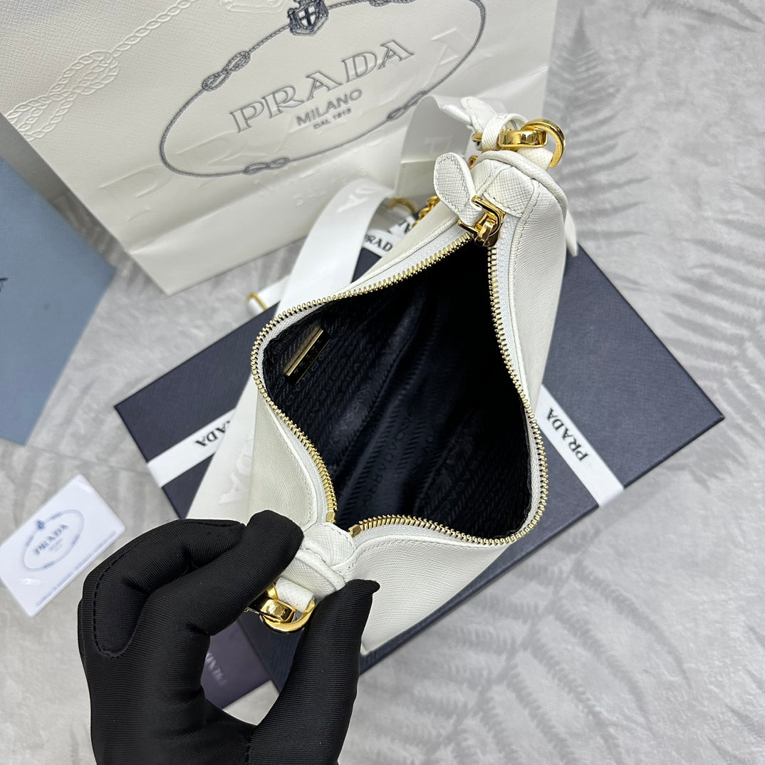 Prada Re-Edition 2005 Re-Nylon bag – White