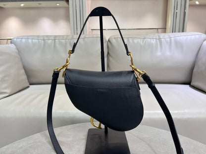 Rouge Black Classic Saddle
