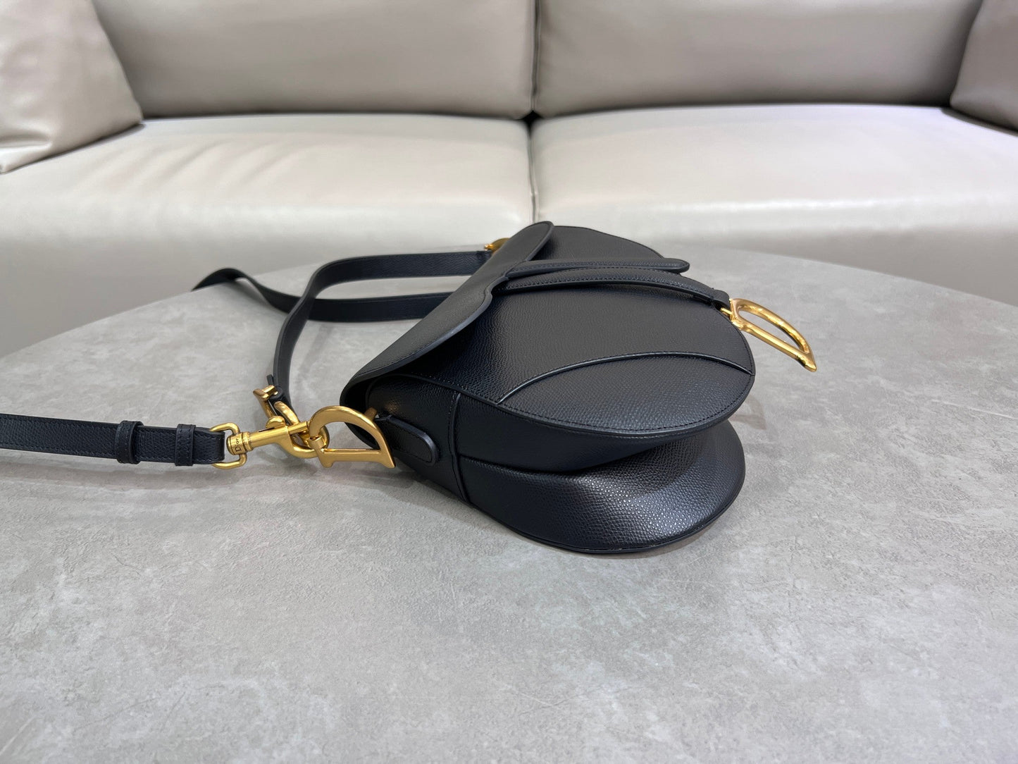 Rouge Black Classic Saddle