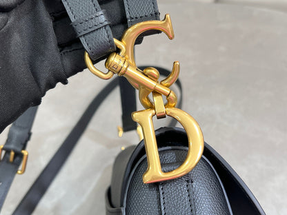 Rouge Black Classic Saddle