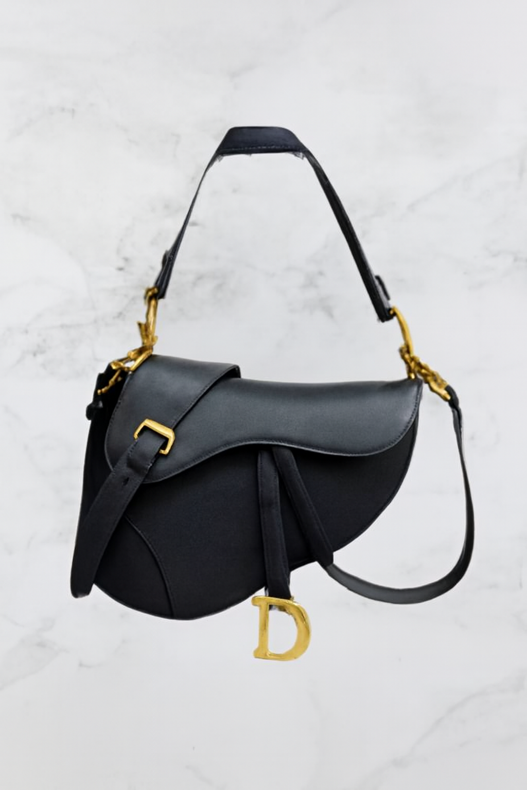 Rouge Black Classic Saddle
