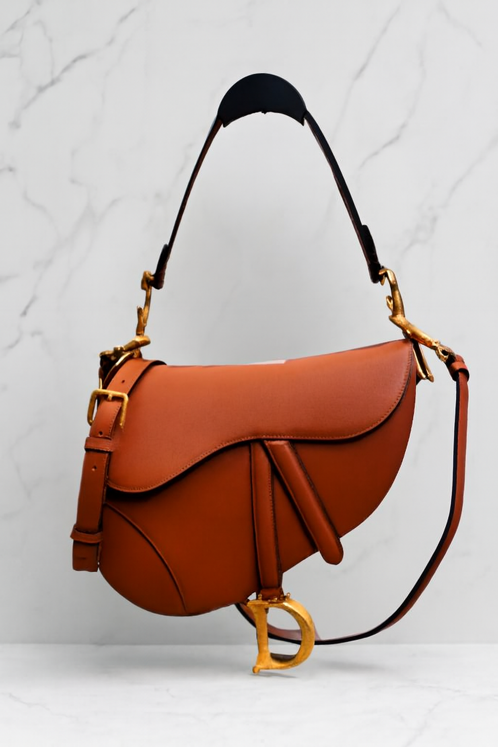 Rouge Caramel Classic Saddle Bag