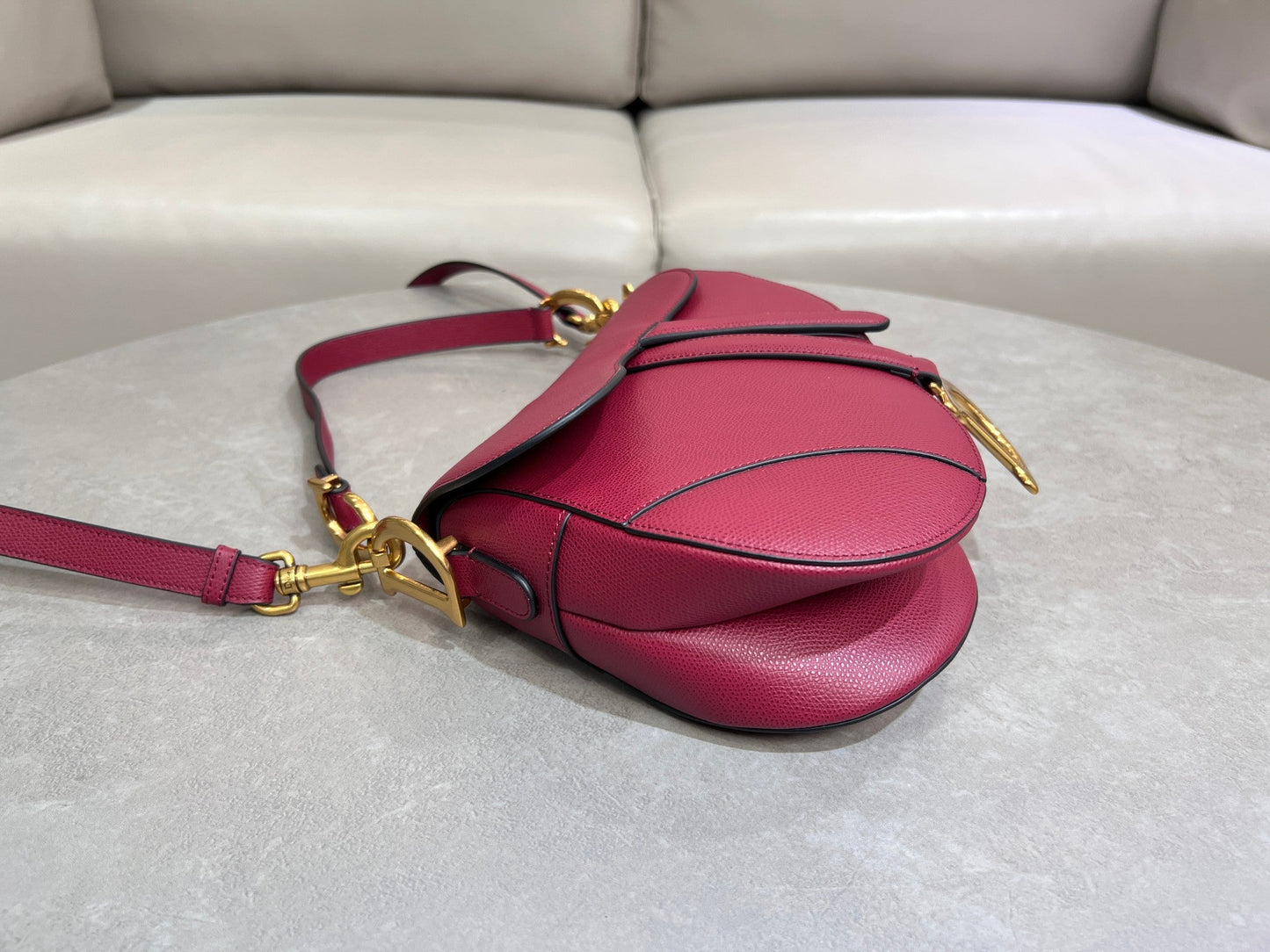 Rouge Cherry Red Classic Saddle