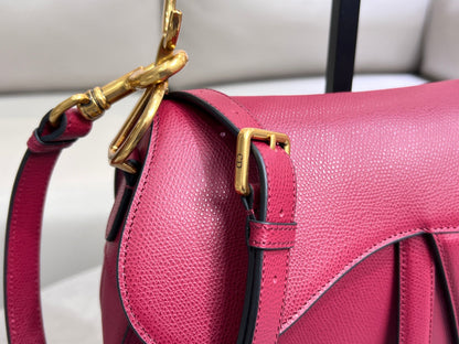 Rouge Cherry Red Classic Saddle