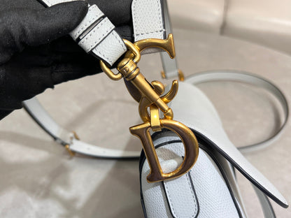 Rouge Cloudy Grey Classic Saddle