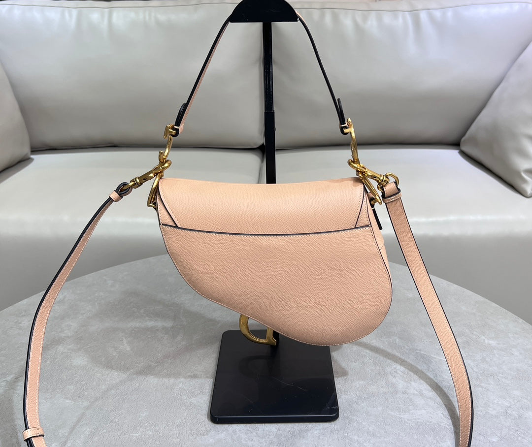Rouge Rose Pink Classic Saddle