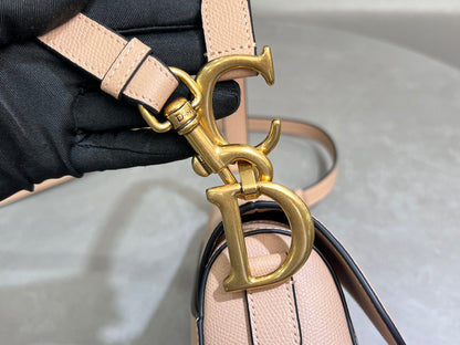 Rouge Rose Pink Classic Saddle