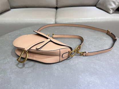 Rouge Rose Pink Classic Saddle