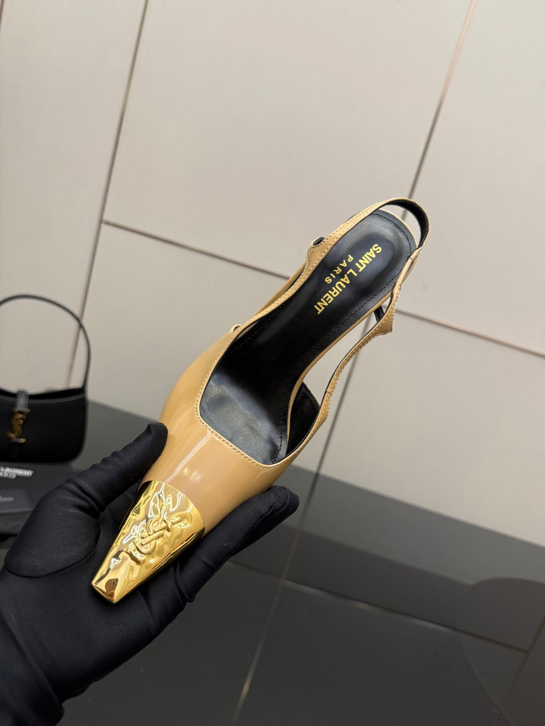 YSL SAINT LAURENT Jeanne Slingback Pumps