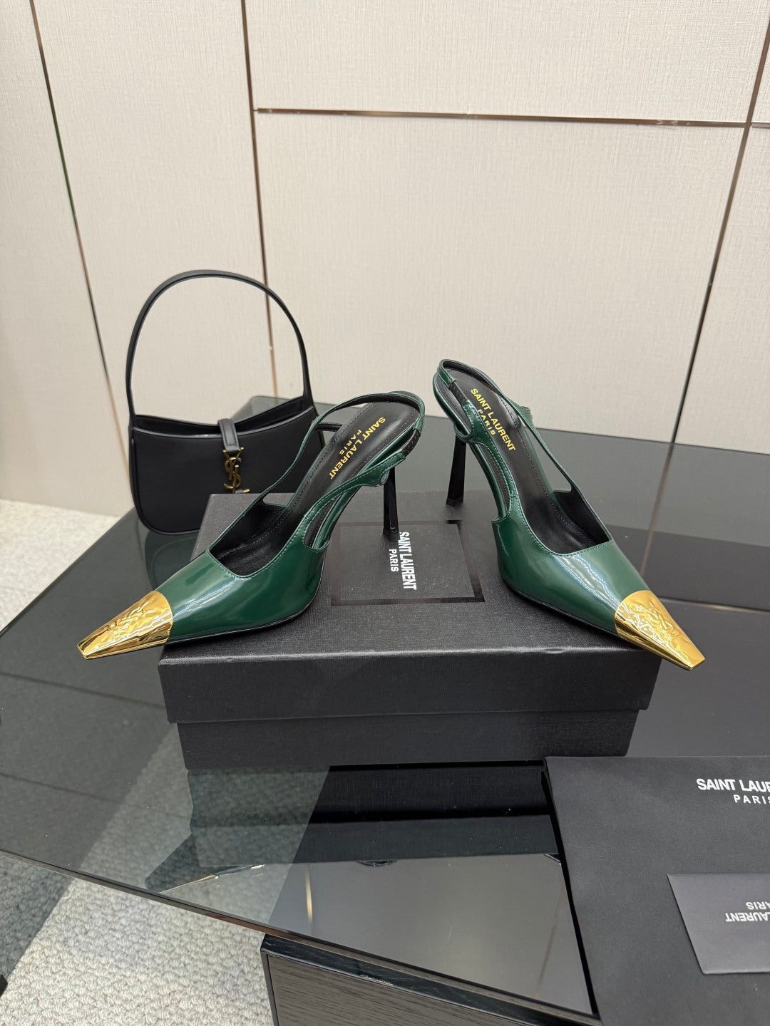 YSL SAINT LAURENT Jeanne Slingback Pumps