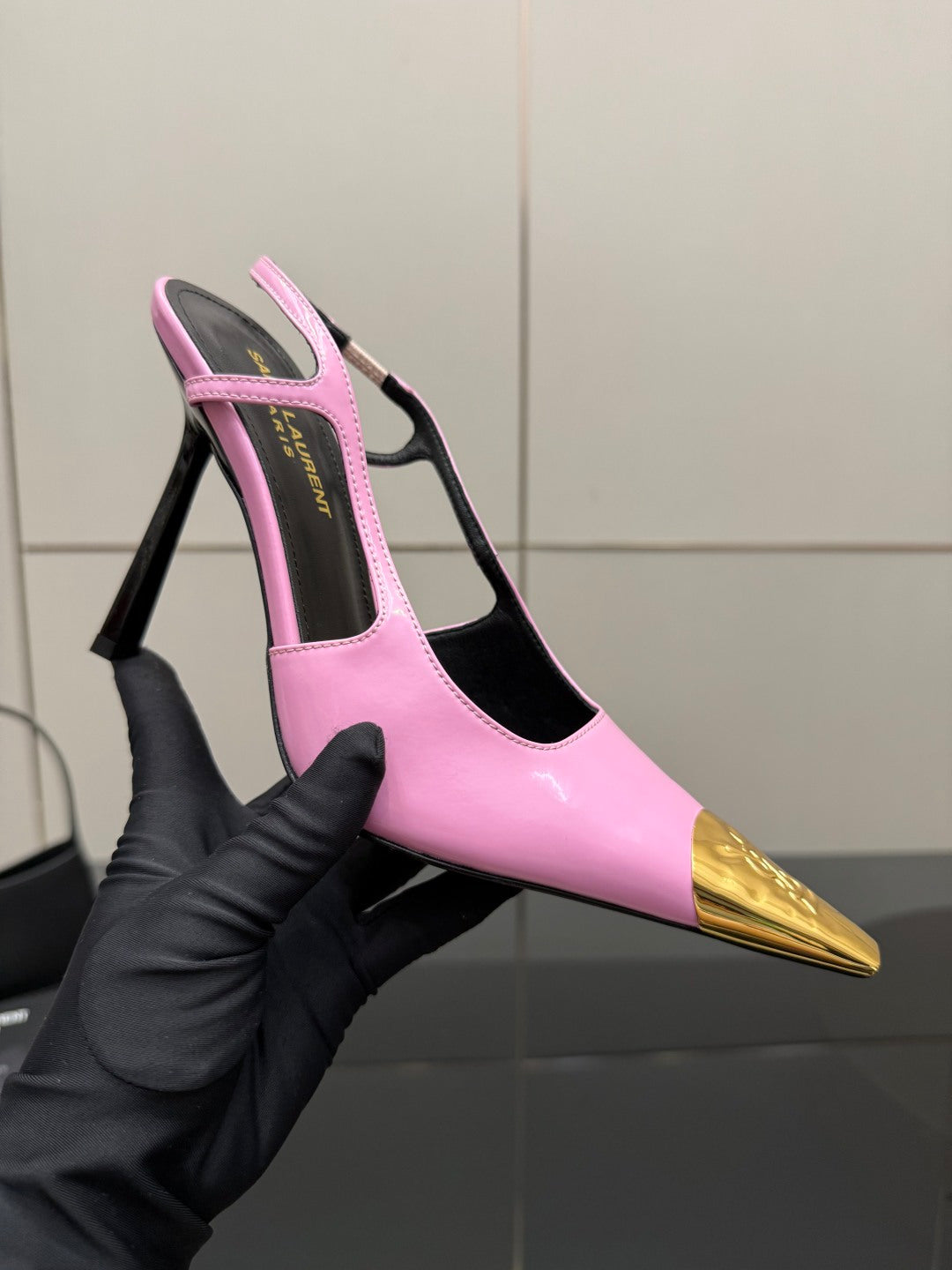 YSL SAINT LAURENT Jeanne Slingback Pumps