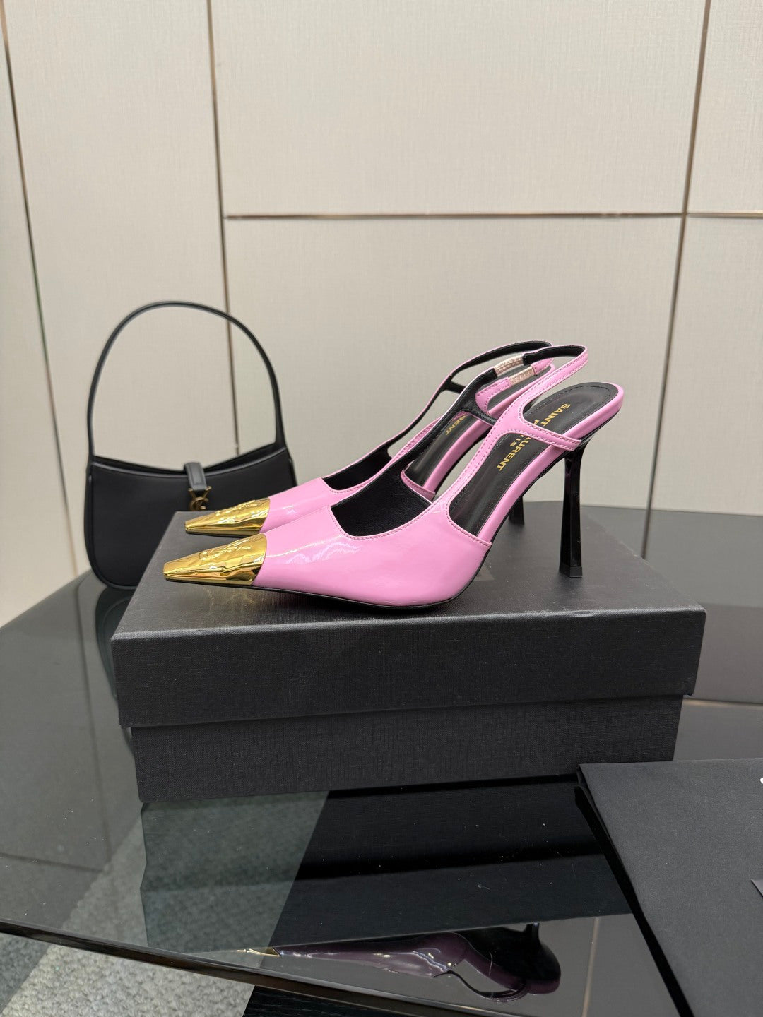 YSL SAINT LAURENT Jeanne Slingback Pumps