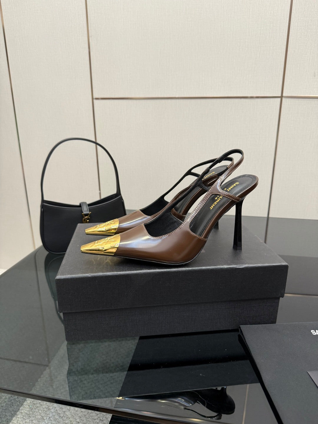 YSL SAINT LAURENT Jeanne Slingback Pumps