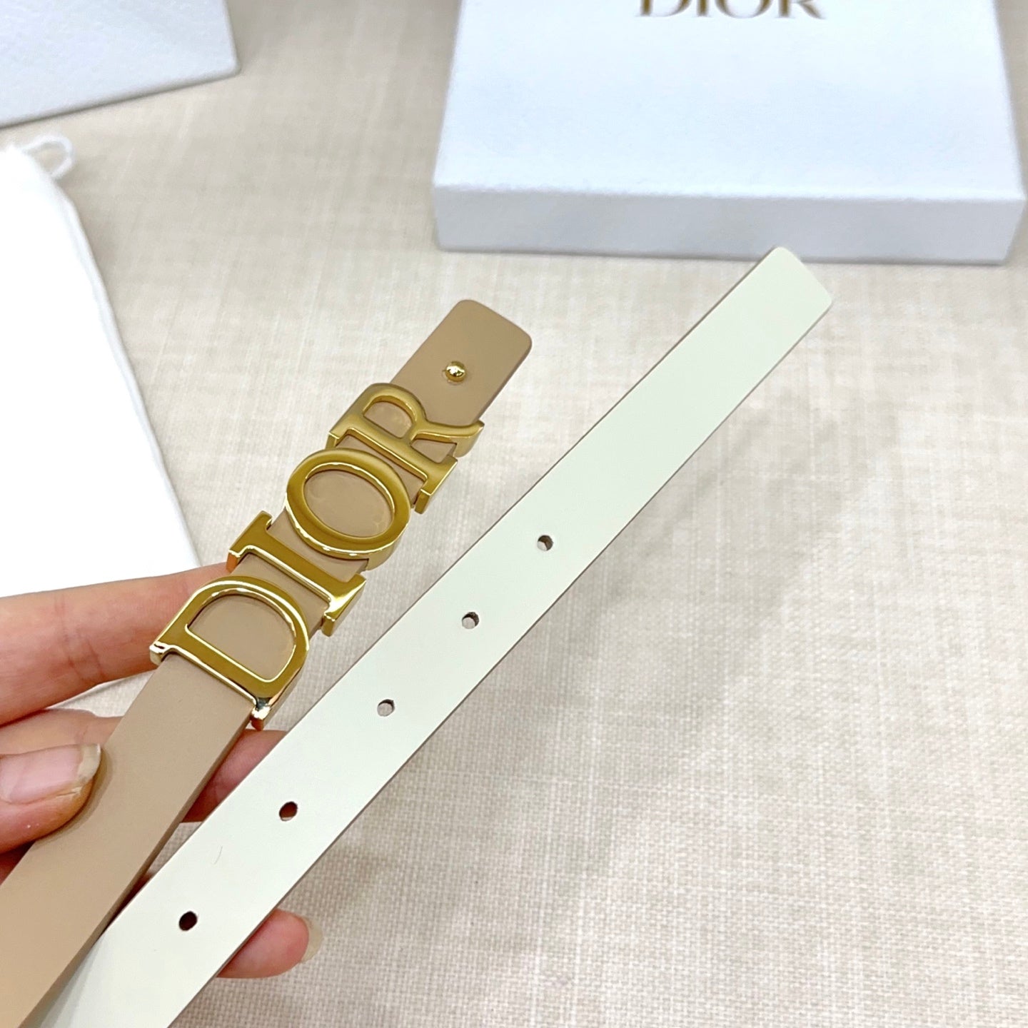 Signature DIOR logo Buckle