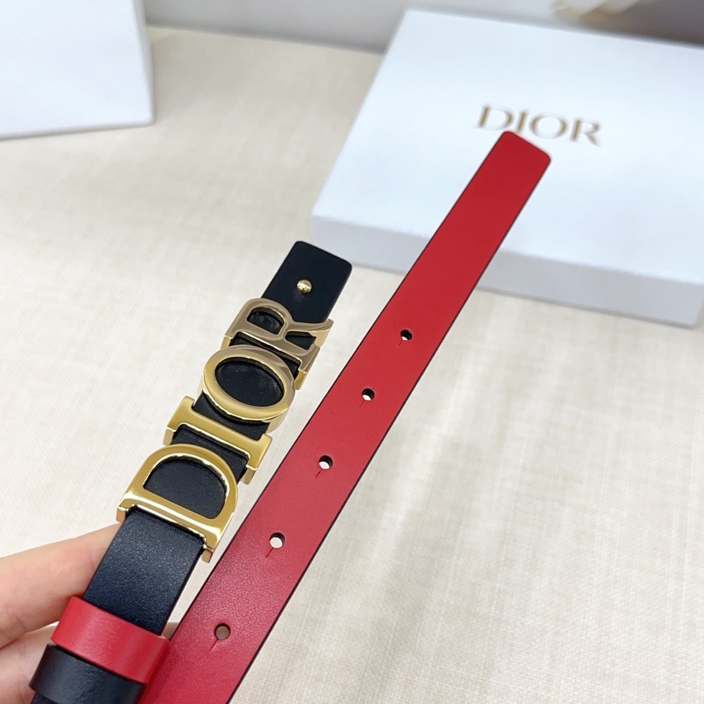 Signature DIOR logo Buckle